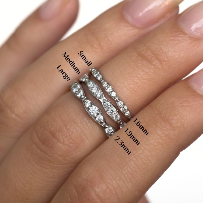 small 3 stone diamond rings